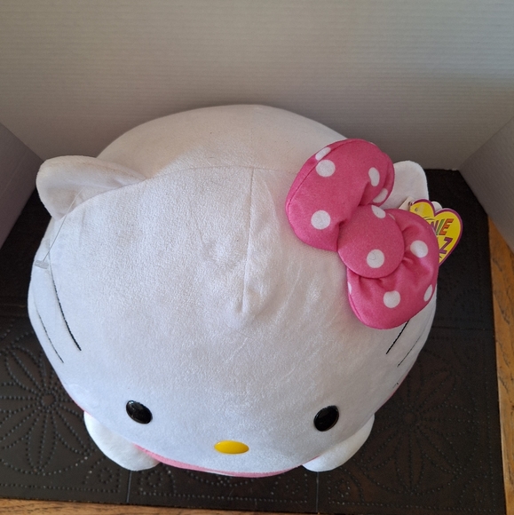 HELLO KITTY - Picture 2 of 7